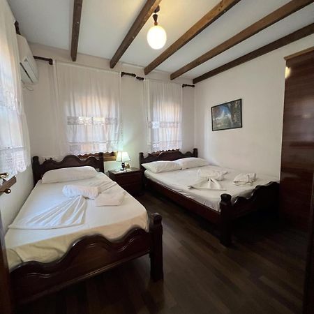 Hotel Pjetri House Berat Exteriér fotografie
