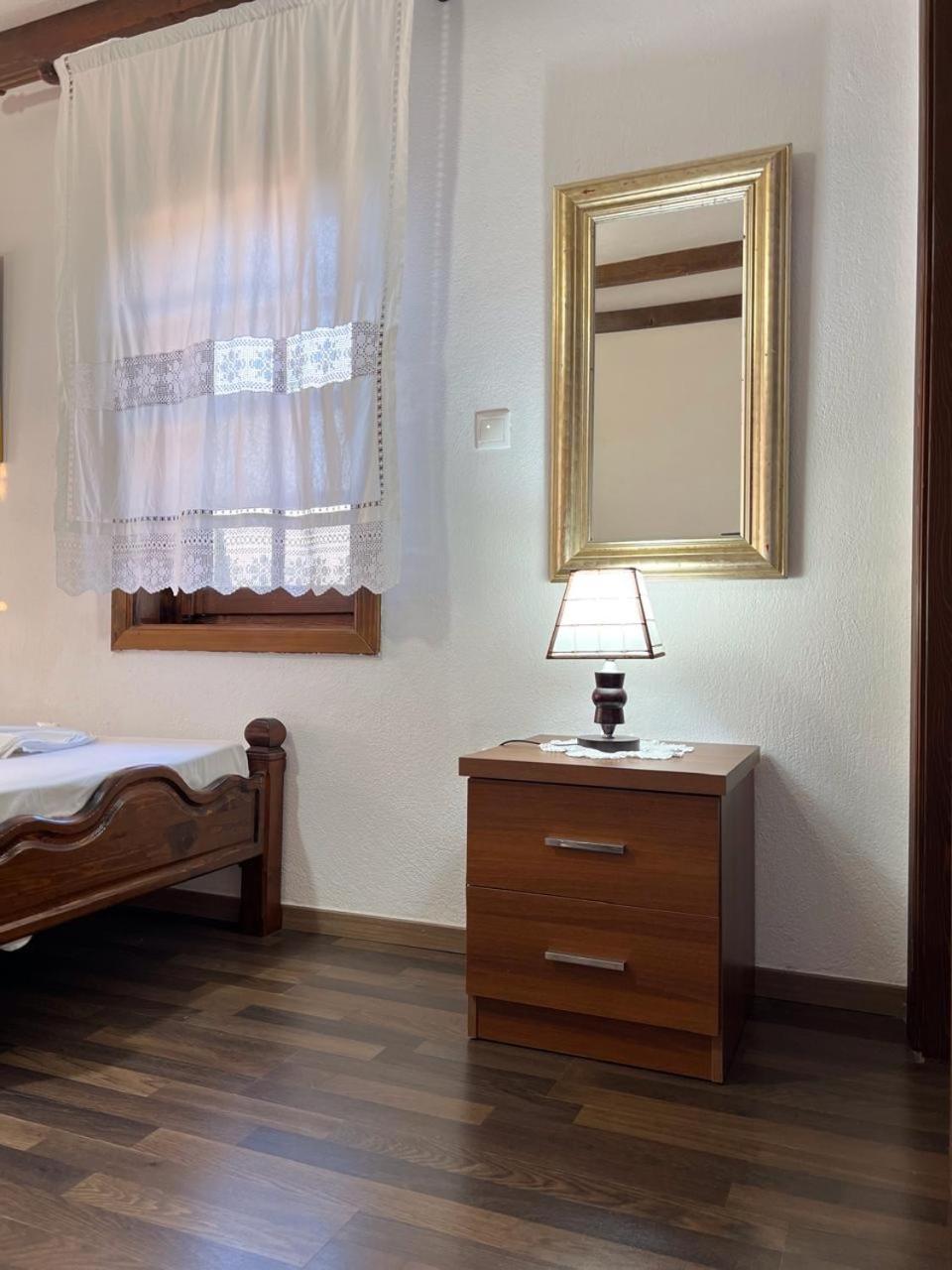 Hotel Pjetri House Berat Exteriér fotografie