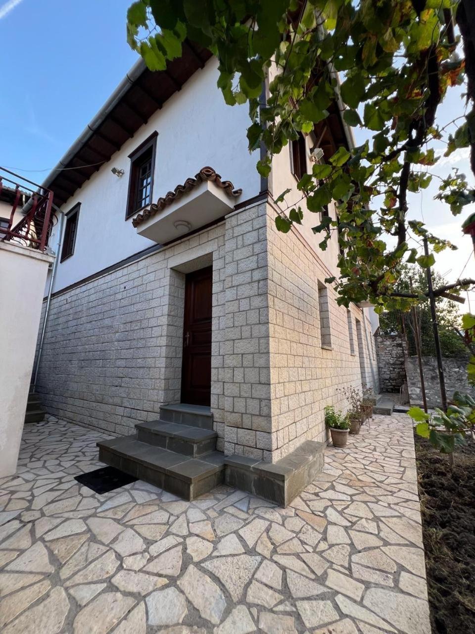 Hotel Pjetri House Berat Exteriér fotografie