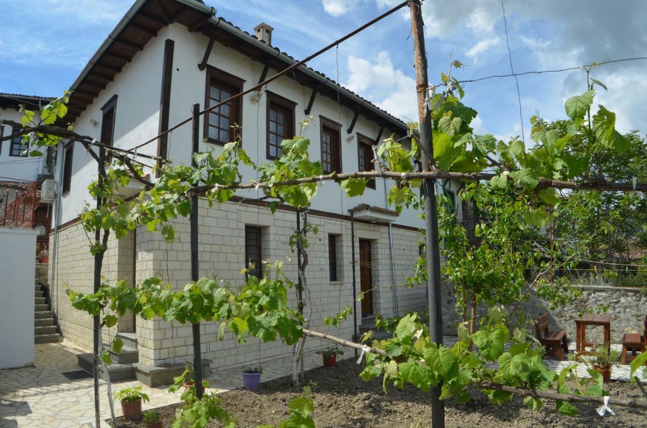 Hotel Pjetri House Berat Exteriér fotografie